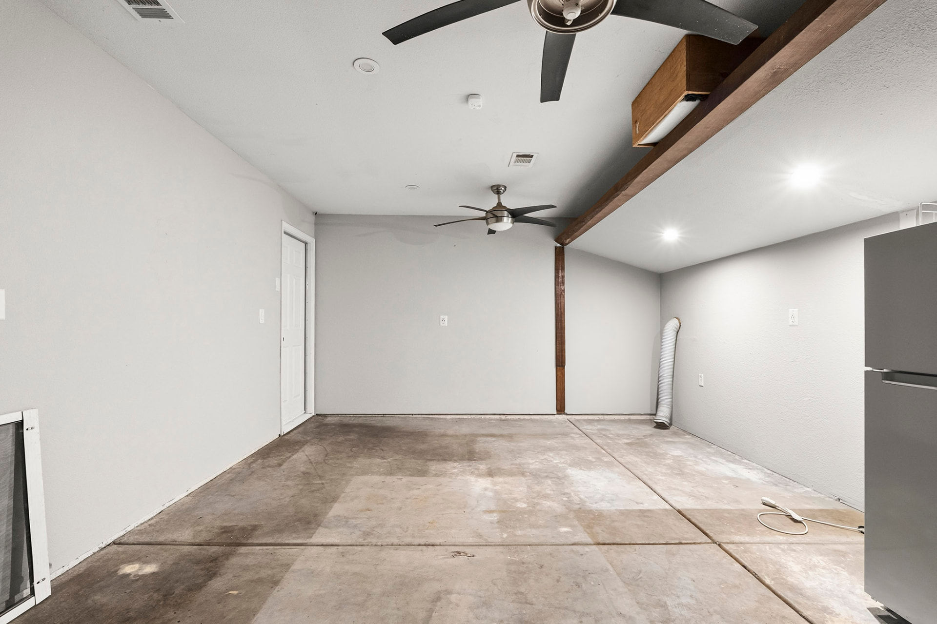 Second view of the finished garage bonus room